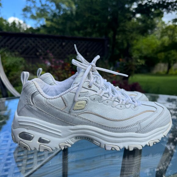 Sketchers D’Lites white size 10 women’s - Picture 1 of 13